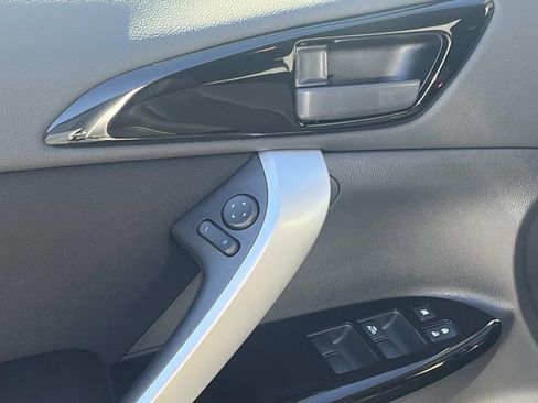 New 2026 Mitsubishi Eclipse Cross LE AWD/4WD image 12