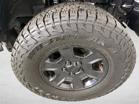 Used 2023 Jeep Gladiator Mojave w/ Trailer Tow Package AWD/4WD image 13