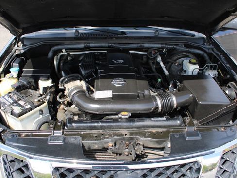Used 2012 Nissan Pathfinder Silver AWD/4WD image 13