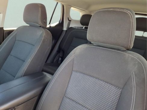 Used 2023 GMC Terrain SLE w/ LPO, Floor Liner Package image 12