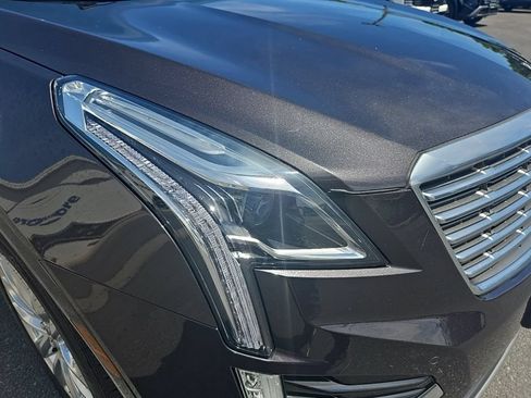 Used 2018 Cadillac XT5 Platinum w/ Driver Assist Package AWD/4WD image 32