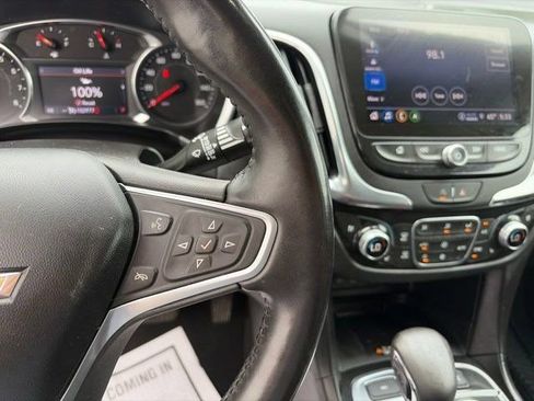 Used 2022 Chevrolet Equinox Premier AWD/4WD image 18