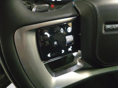 New 2025 Land Rover Range Rover SE image 18