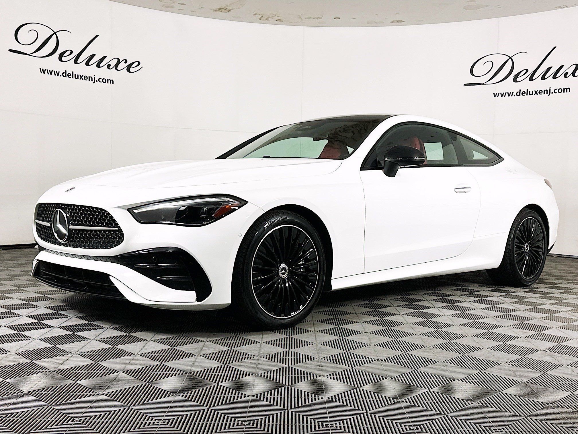 Used 2024 Mercedes-Benz CLE 450 4MATIC Coupe image 3