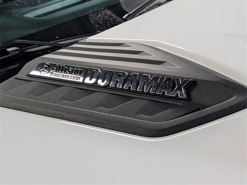 Used 2023 Chevrolet Silverado 2500 High Country w/ Z71 Off-Road Package image 3