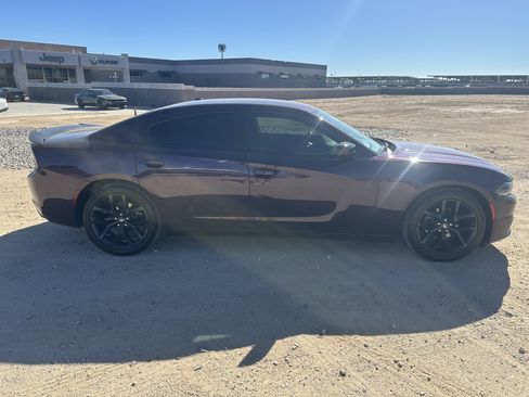 Used 2020 Dodge Charger SXT w/ Blacktop Package RWD image 6