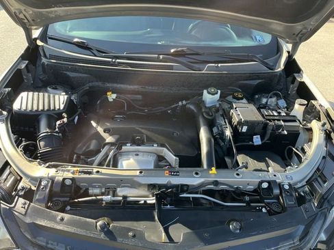 Used 2018 Chevrolet Equinox LT image 19