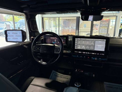 Used 2024 GMC Hummer EV 3X w/ Extreme Off-Road Package AWD/4WD image 27