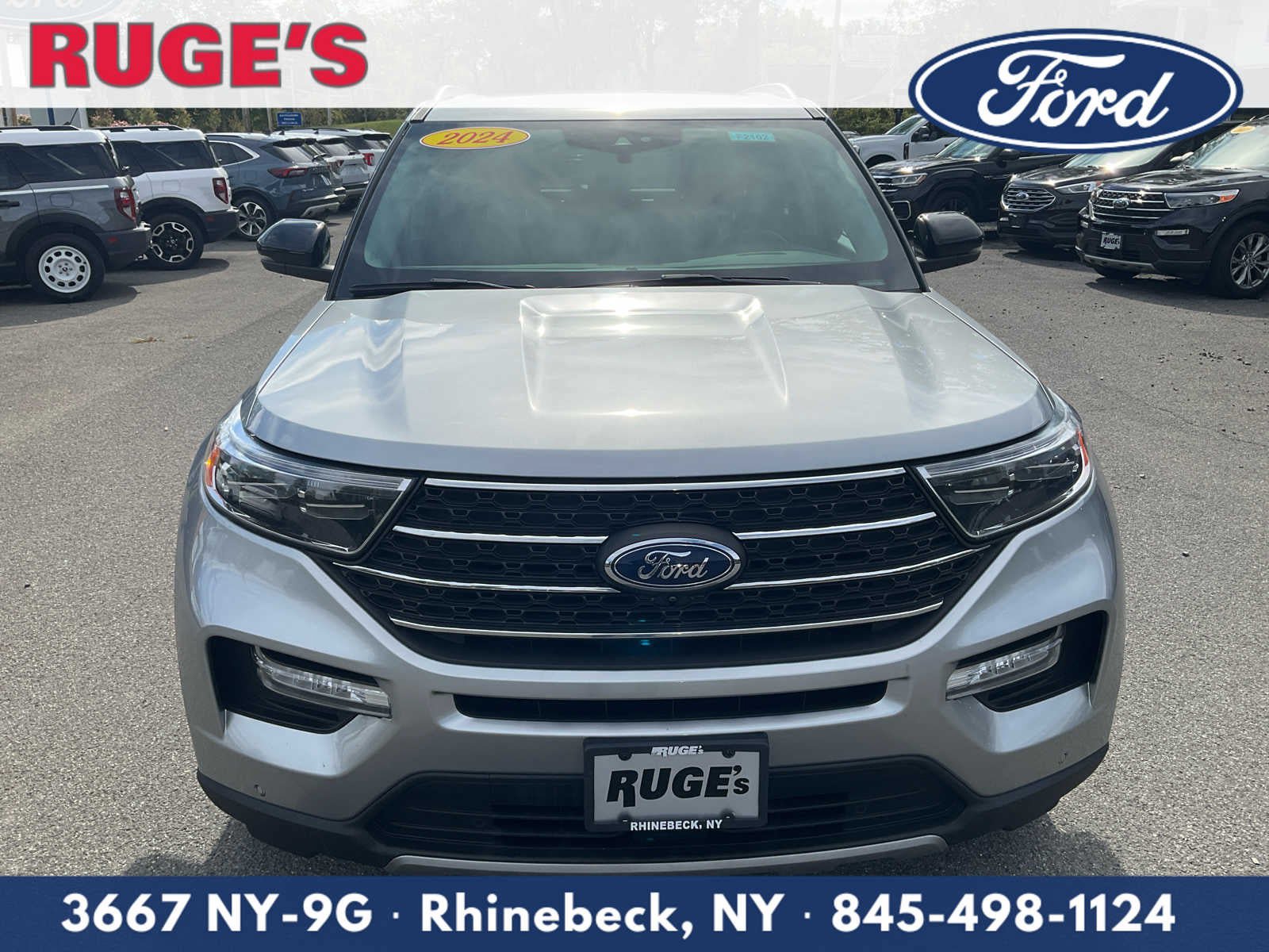 Certified 2024 Ford Explorer XLT w/ Equipment Group 202A AWD/4WD image 8