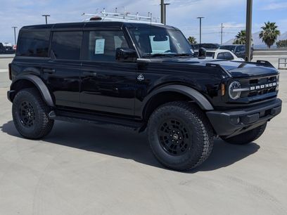 New 2026 Ford Bronco Outer Banks w/ Sasquatch Package