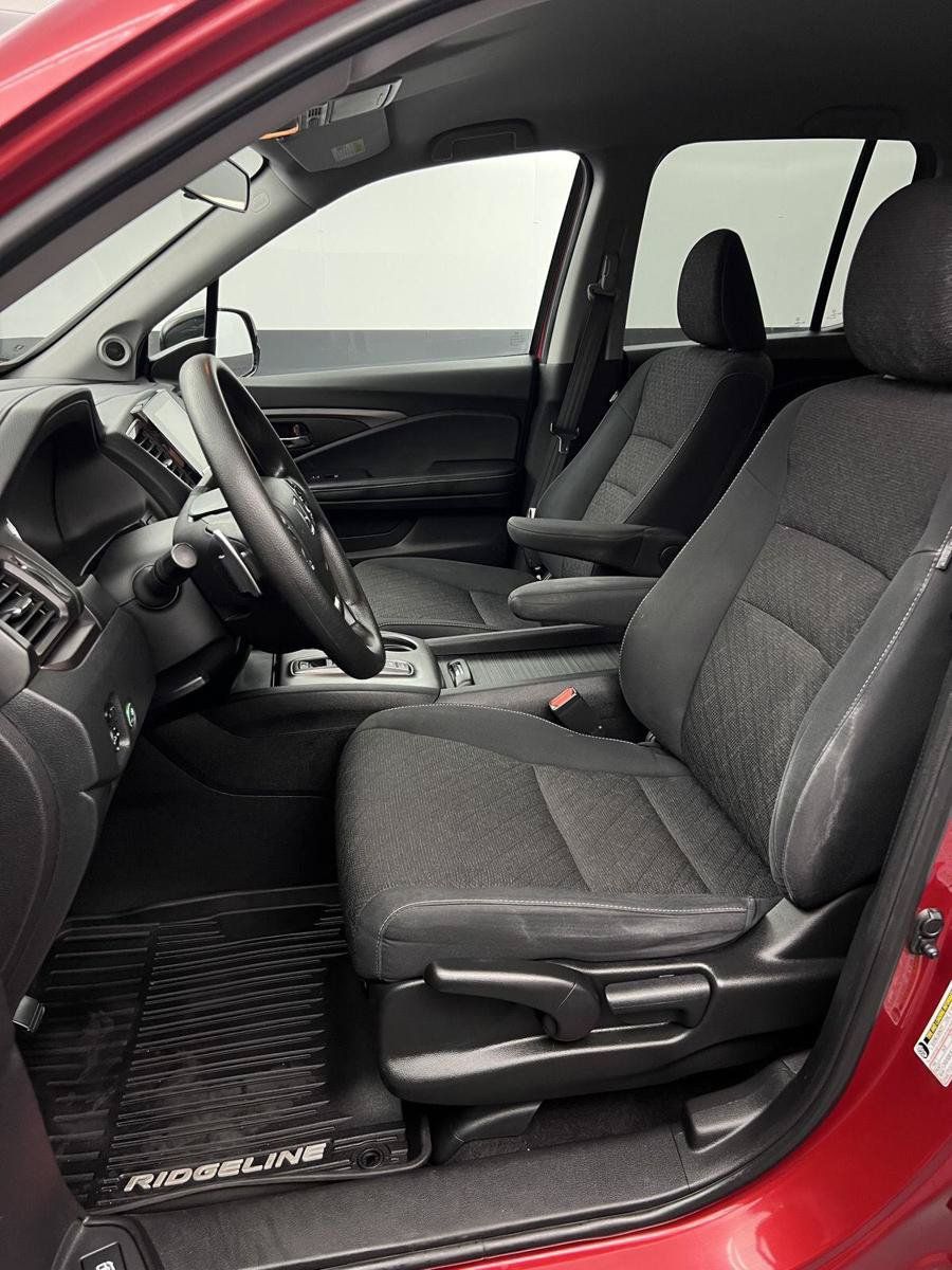 Used 2021 Honda Ridgeline Sport image 4