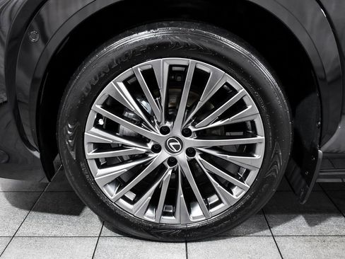 Used 2023 Lexus RZ 450e Premium image 7