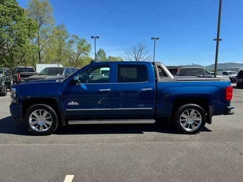 Used 2017 Chevrolet Silverado 1500 High Country w/ High Desert Package AWD/4WD image 4
