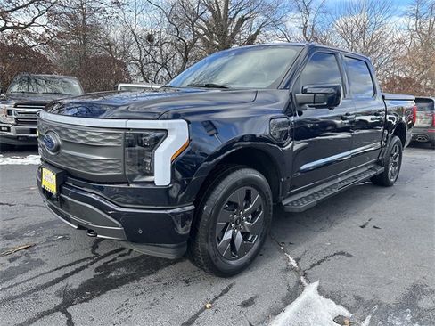Certified 2023 Ford F150 Lightning Lariat image 9