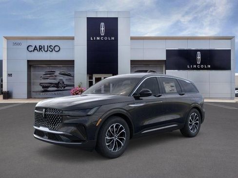 New 2026 Lincoln Nautilus Premier image 1