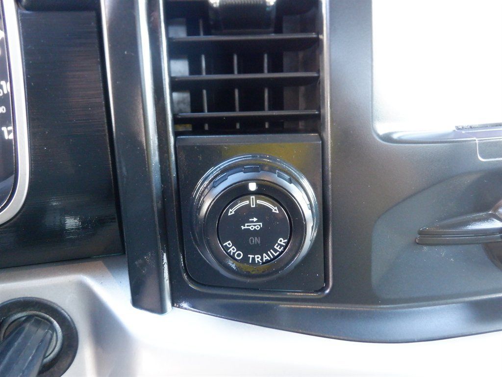 Used 2022 Ford F150 XL w/ Equipment Group 101A High RWD image 19