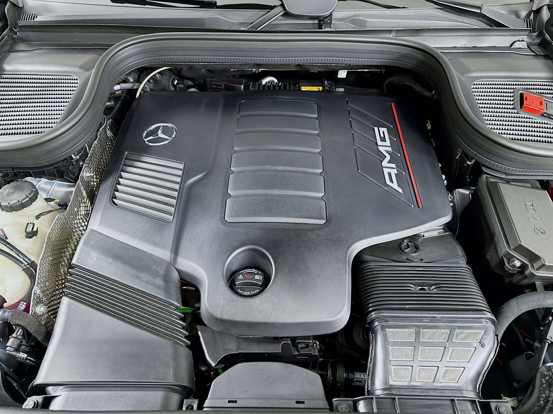 New 2026 Mercedes-Benz GLE 53 AMG 4MATIC Coupe image 32