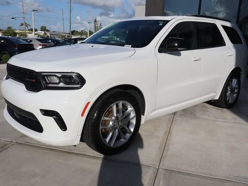 Used 2024 Dodge Durango GT RWD image 8