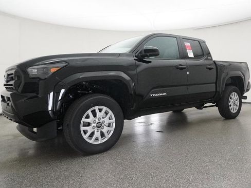 New 2025 Toyota Tacoma SR5 image 17