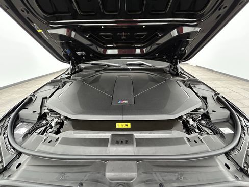 Used 2025 BMW i5 M60 w/ Premium Package image 42