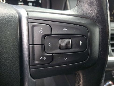 Used 2022 GMC Yukon SLT w/ SLT Premium Package image 25