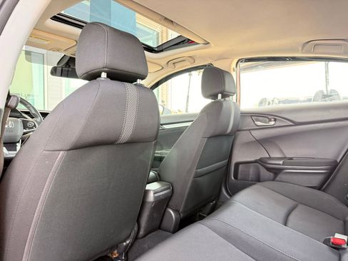 Used 2019 Honda Civic EX image 18