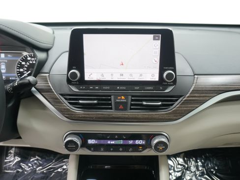Used 2021 Nissan Altima 2.5 SL FWD image 22