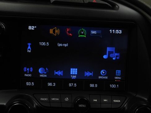 Used 2019 Chevrolet Corvette Stingray Coupe w/ Carbon Flash Badge Package RWD image 47