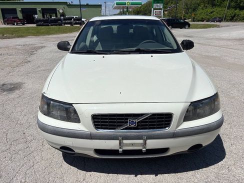 Used 2002 Volvo S60 2.4T FWD image 2