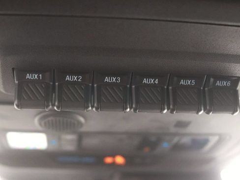 Used 2023 Ford Bronco Outer Banks AWD/4WD image 32
