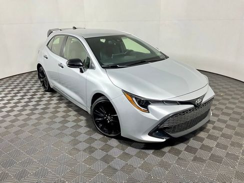 Used 2021 Toyota Corolla SE image 3