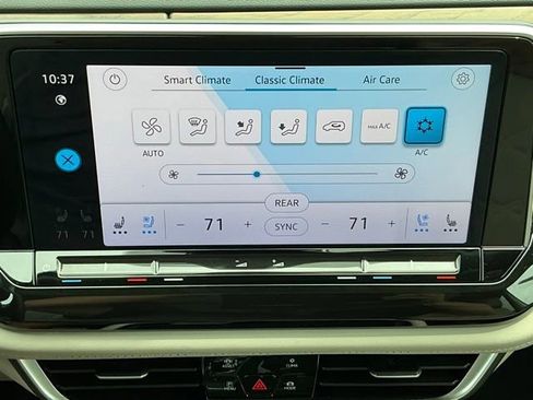 Certified 2025 Volkswagen Atlas SE w/ Panoramic Sunroof Package FWD image 26