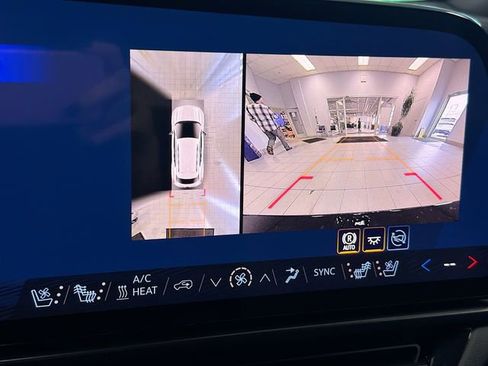 New 2026 Chevrolet Equinox EV RS w/ Active Safety Package 3 AWD/4WD image 15