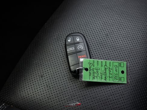 Used 2023 Chrysler 300 C RWD image 46