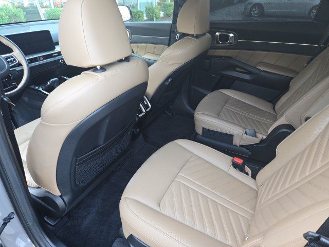 Used 2024 Kia Sorento SX Prestige w/ Olive Brown Leather Package AWD/4WD image 16