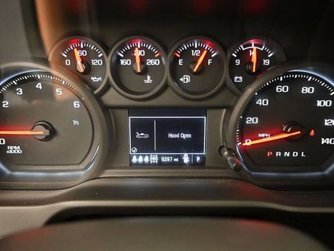 Used 2025 Chevrolet Silverado 2500 Custom w/ Custom Value Package image 11