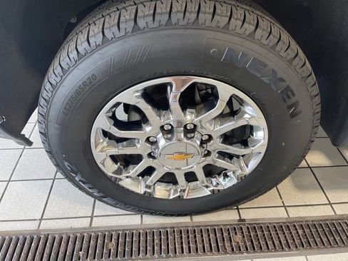 Used 2024 Chevrolet Silverado 2500 LTZ w/ LTZ Plus Package AWD/4WD image 5
