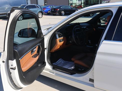 Used 2017 BMW 330i Sedan image 22