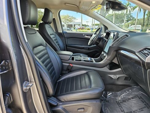 Used 2024 Ford Edge SEL image 11