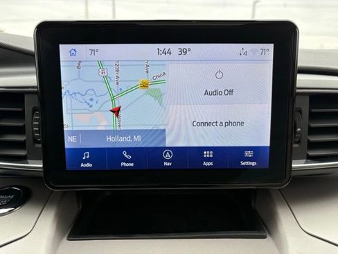 Used 2023 Ford Explorer XLT w/ Equipment Group 202A image 31