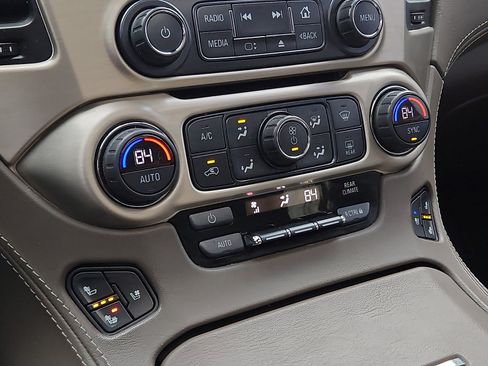 Used 2018 GMC Yukon Denali w/ Denali Ultimate Package image 17