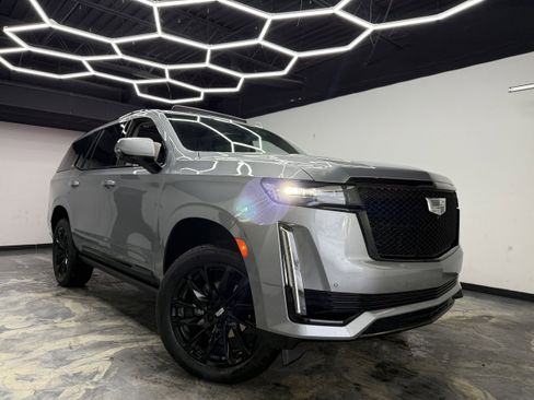 Used 2024 Cadillac Escalade Sport Platinum image 6