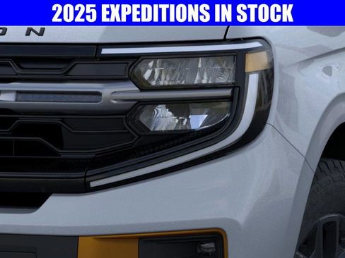 New 2025 Ford Expedition Tremor image 18