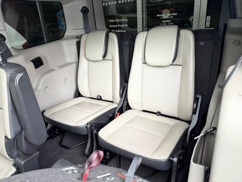 Used 2016 Ford Transit Connect Titanium FWD image 30
