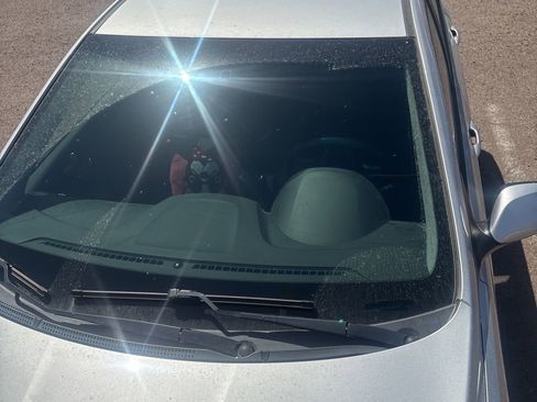 Used 2012 Hyundai Accent GS FWD image 12
