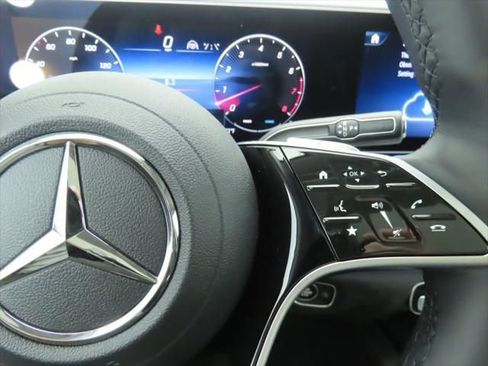 New 2026 Mercedes-Benz GLS 450 4MATIC image 12