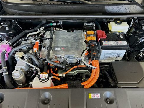 New 2026 Toyota C-HR AWD/4WD image 27