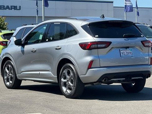 Used 2023 Ford Escape ST-Line Select w/ Class II Trailer Tow Package AWD/4WD image 6