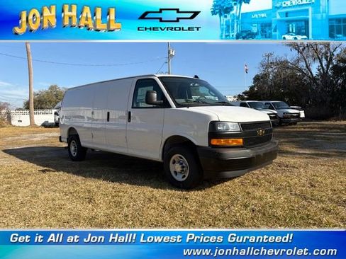 New 2025 Chevrolet Express 2500 Work Van 3D Extended Cargo Van w/ Driver Convenience Package image 1