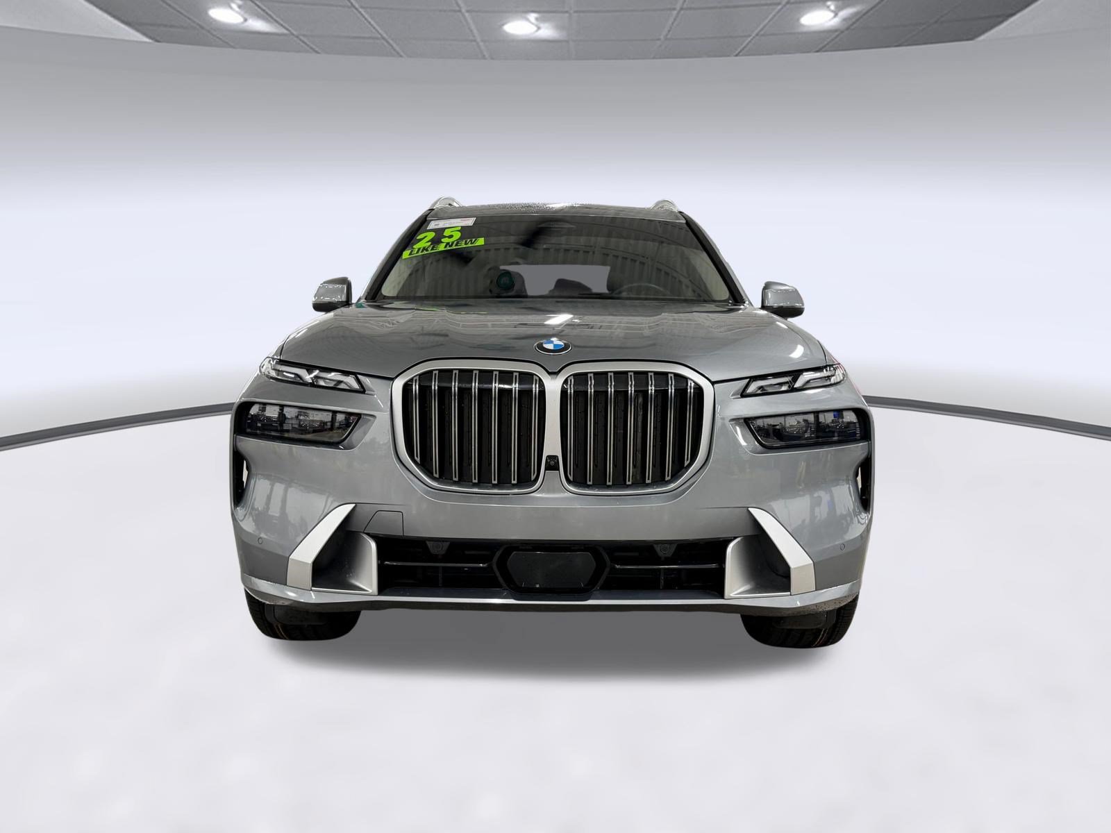 Used 2025 BMW X7 xDrive40i AWD/4WD image 5